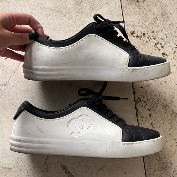 Chanel sneaker - Picture 3 of 7